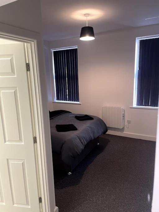 #4Bs 1 Bed Serviced Apartment Derby Buitenkant foto